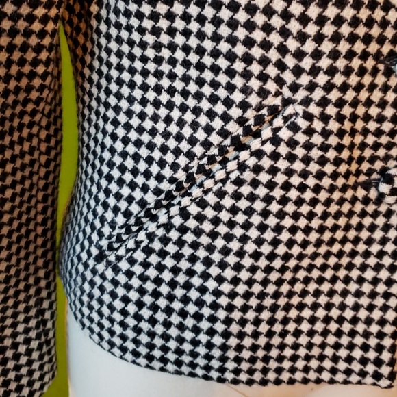 Agnes B Black and Cream Houndstooth Wool Jacket - Picture 3 of 7
